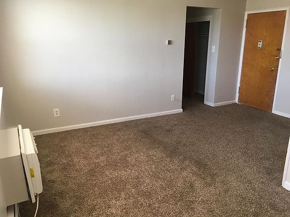 5th image of 2124 Glendale Ave #304