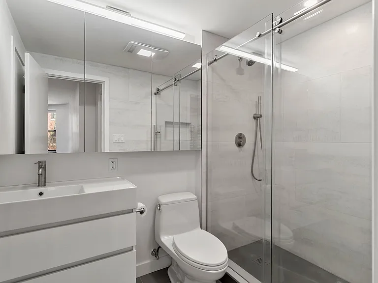 84 Gainsborough St — Photo 6