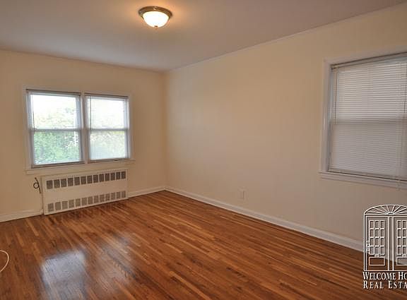 5th image of 2823 45th St #1