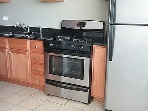 1945 Hickory Rd APT 1B, Homewood, IL 60430