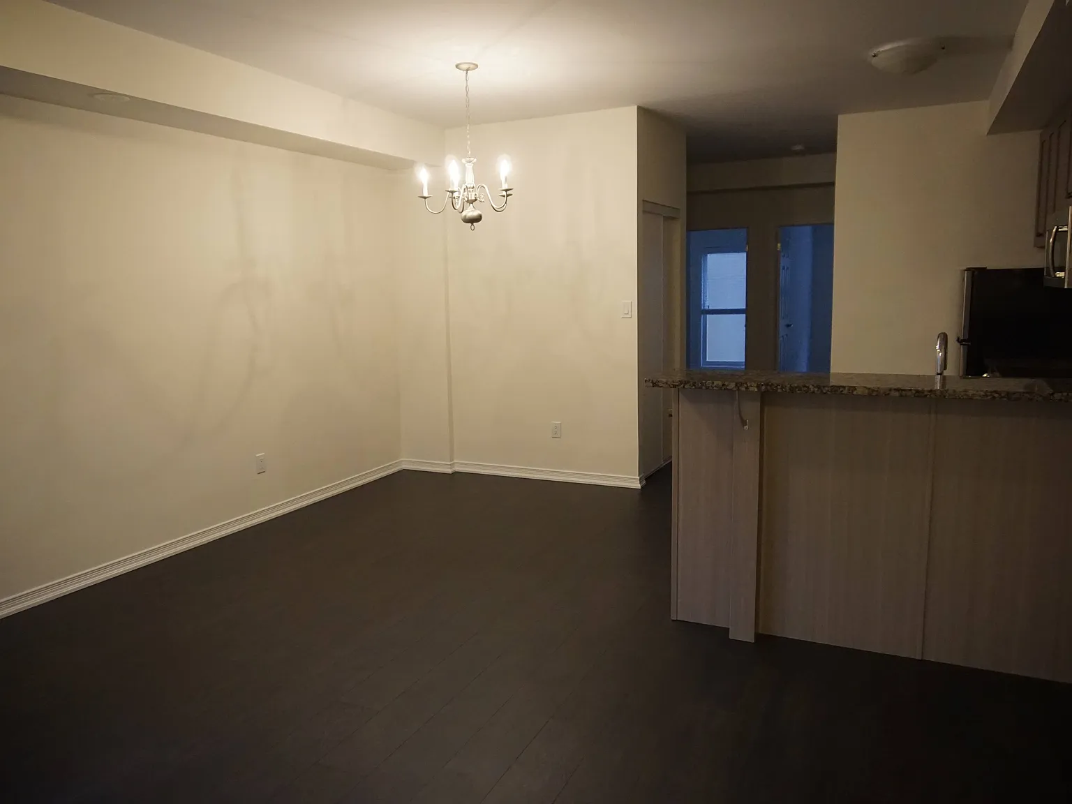 2 bed, 785 sqft, $2,450 — Photo 4