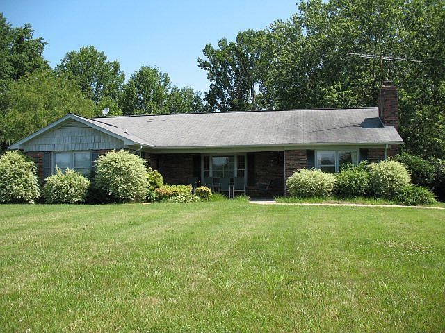 1st image of 163 Pine Dr