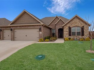 604 Bellmara Circle, Cave Springs, AR 72718