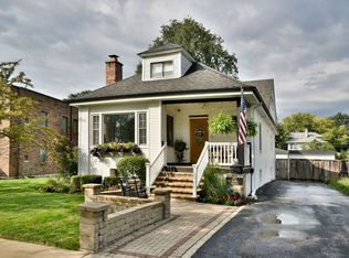 106 N Evergreen Ave, Elmhurst, IL