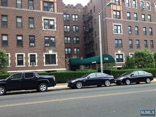 1st image of 755 Anderson Ave #C002f-2f