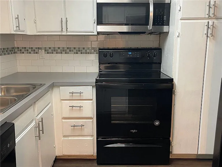 305 E Croslin St #109 — Photo 15