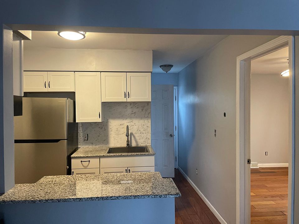 1st image of 213 Virginia St #B
