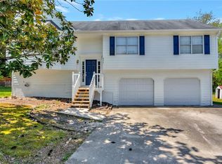 826 Grindstone Ct SW, Marietta, GA 30060
