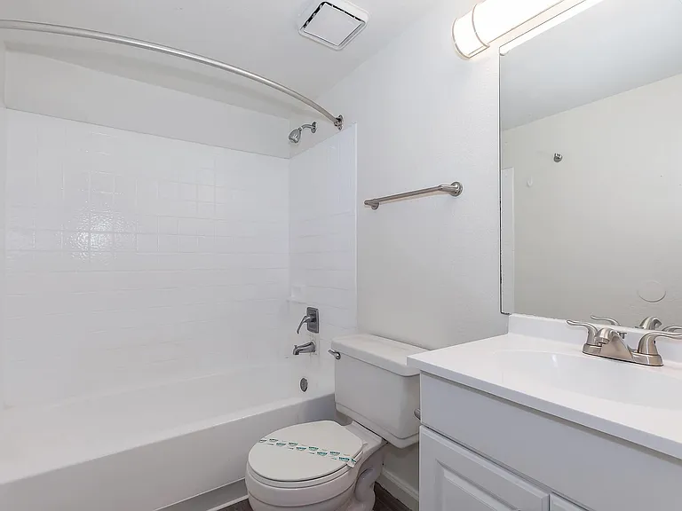 1 Bed 1 Bath