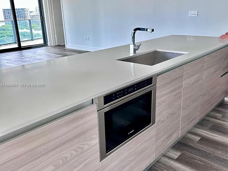 1300 S Miami Ave #1605 — Photo 7