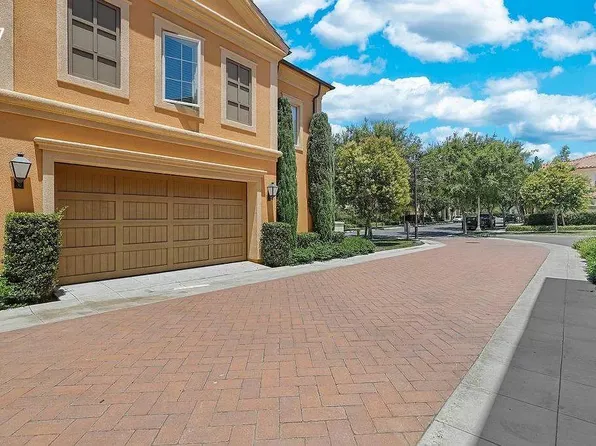 58 Maple Ash, Irvine, CA 92620