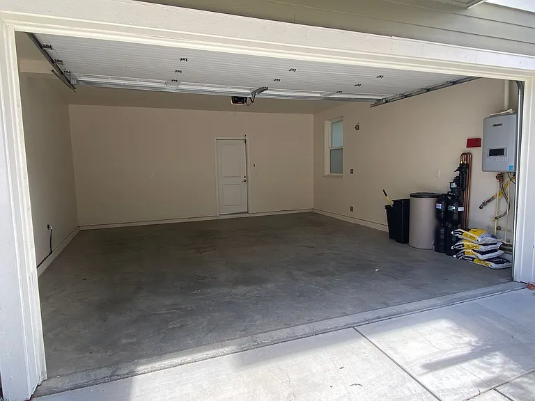 Modern, Spacious Townhome Coming Soon in Highly Desirable Seabright Neighborhood — Photo 34