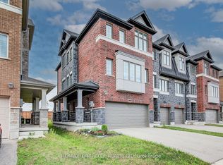 124 Ian Ormston Dr, Kitchener, ON N2P 0J4