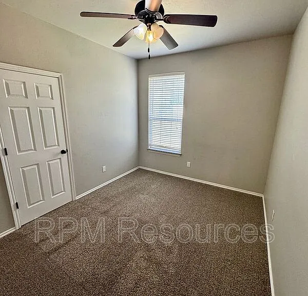 1818 Post Oak Rd — Photo 7