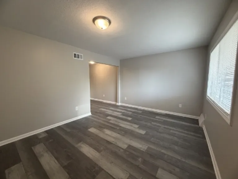 611 Ewing Ave #A — Photo 3