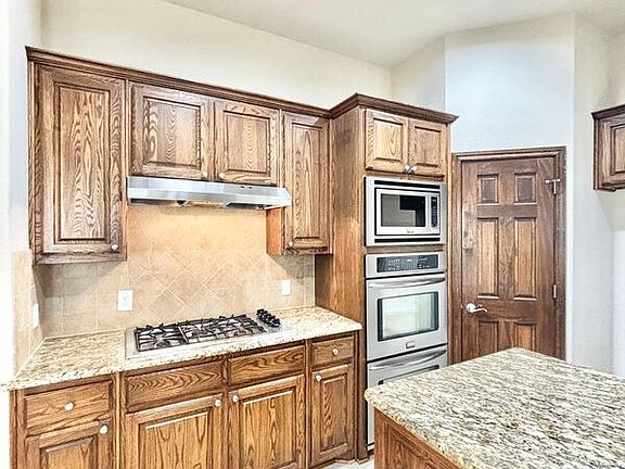 3rd image of 5617 Spirit Lake Dr