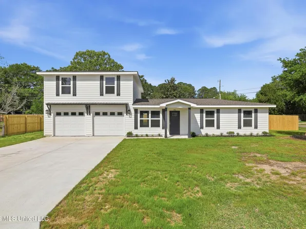 4701 Hilltop Dr, Ocean Springs, MS 39564