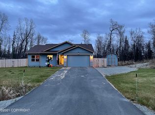 12124 E Winkerstay Dr, Palmer, AK 99645