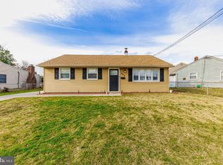 405 Flanders Rd, Bellmawr, NJ 08031