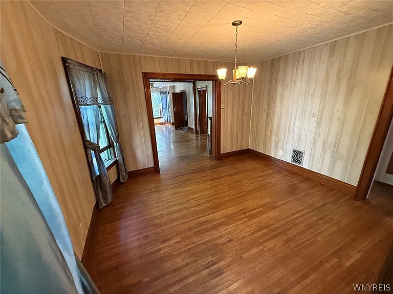 74 Ashton Pl — Photo 17
