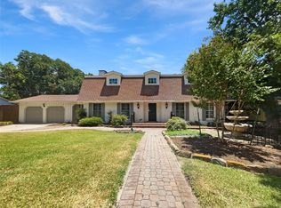 207 Shadywood Ln, Richardson, TX 75080