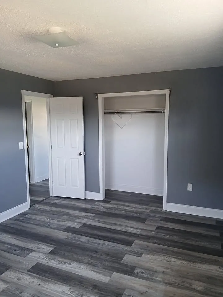 3 bed, $1,495 — Photo 1