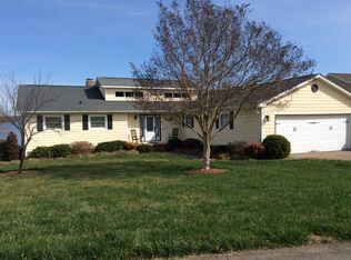 8164 Mountain Shore Dr, Sherrills Ford, NC 28673