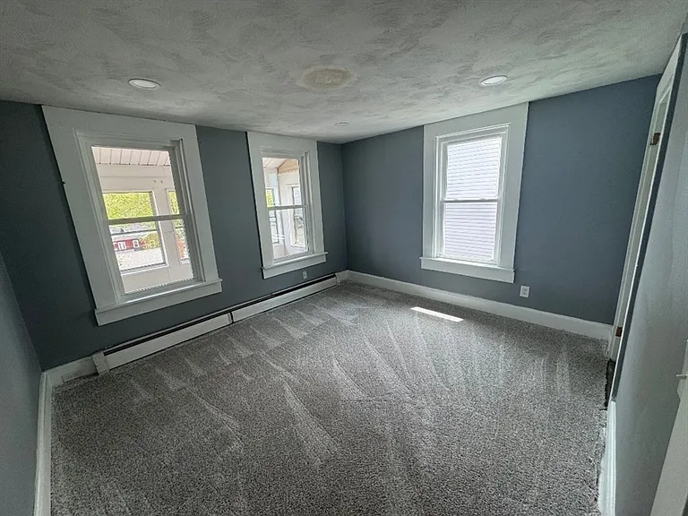 28 Vernon Ct #28 — Photo 8