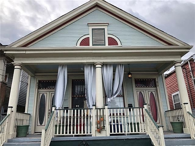 1st image of 421 S Gayoso St