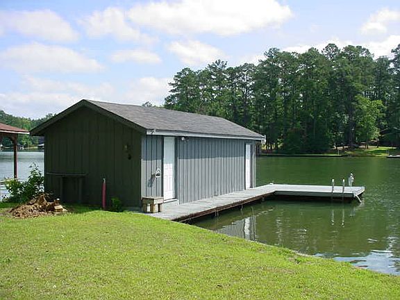 2nd image of 168 Holly Harbor Ln