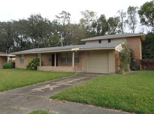 304 Berclair Ave, Harahan, LA 70123