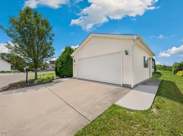 9031 Red Hawk Dr, Streetsboro, OH 44241