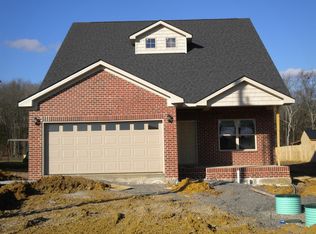 1014 Selous Dr, Murfreesboro, TN 37128