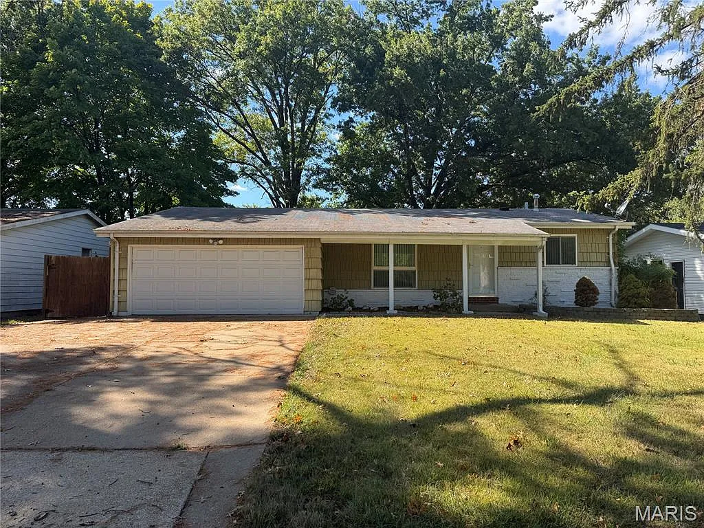 11015 Landseer Dr, Saint Louis MO - Owner Finance Home