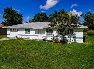 6220 Meadow View Cir, Fort Myers, FL 33916