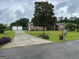 2nd image of 3693 Holly Pl