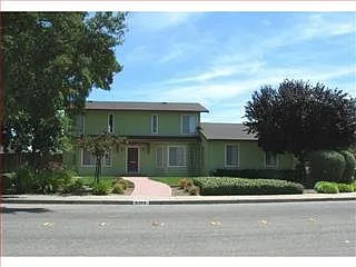 5998 Garces Ave photo 1
