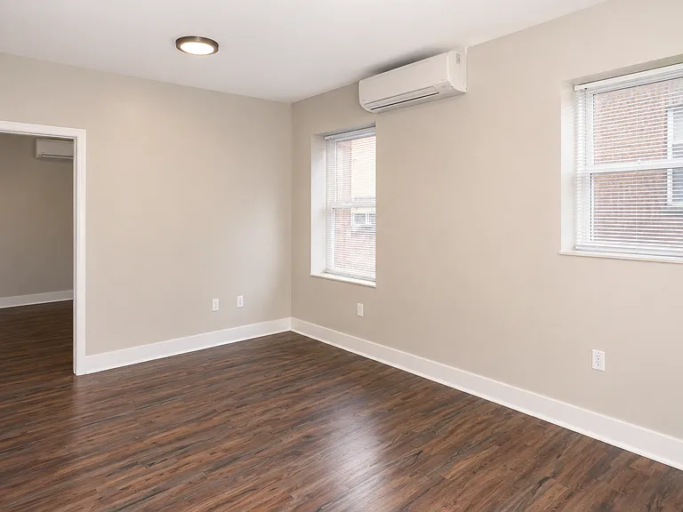 352 Williams St #204 — Photo 5