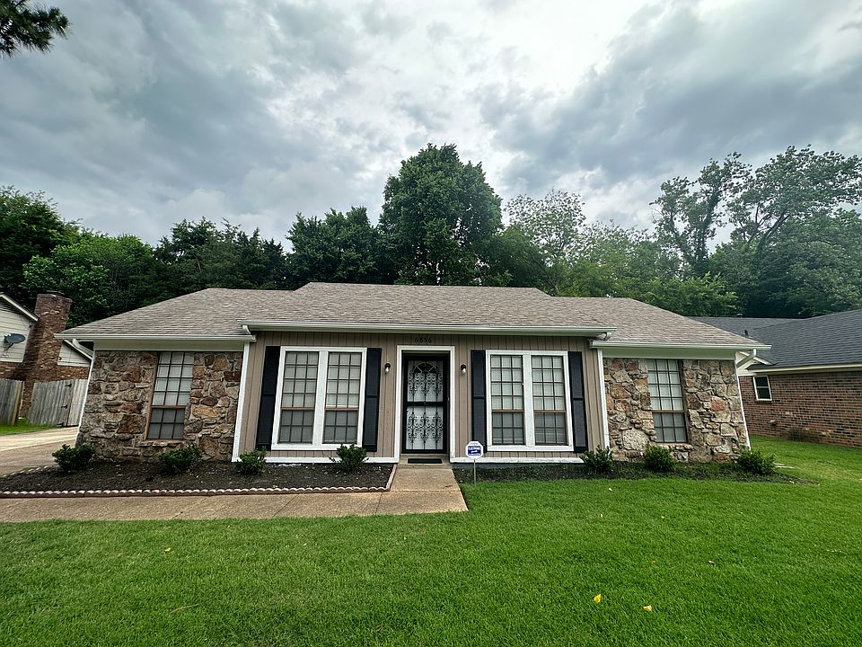 1st image of 6856 Starkenburg Ln
