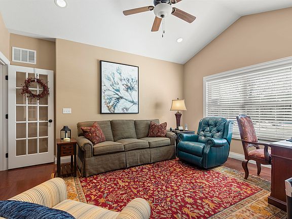 5th image of 11124 N Tuscany Ridge Ct