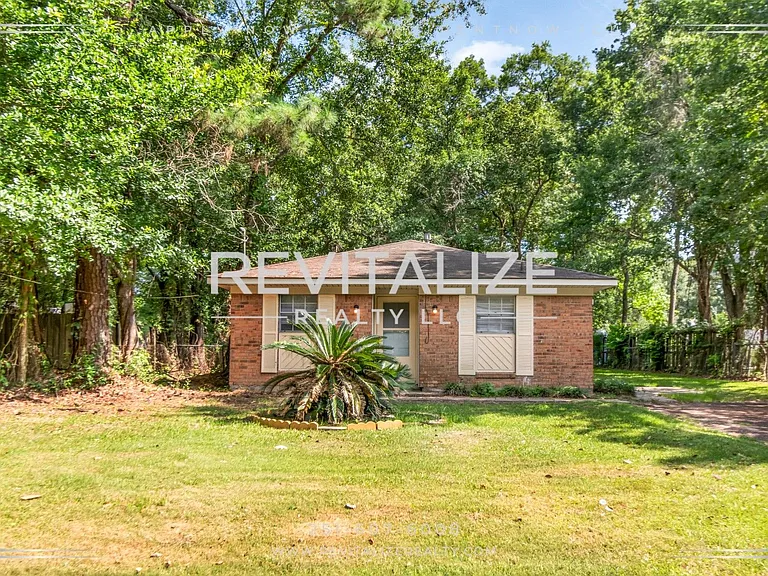 1803 Runnels Rd — Photo 3