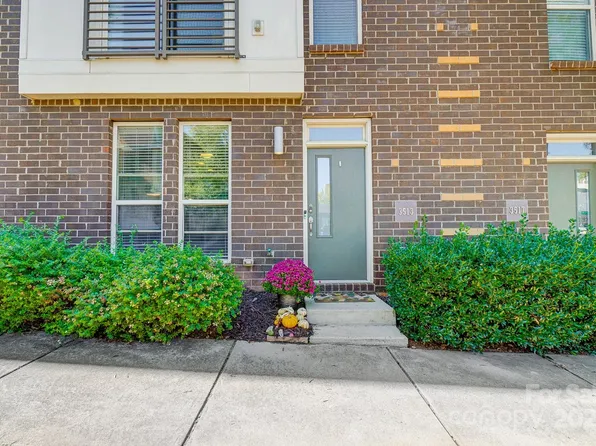 3513 Artists Way, Charlotte, NC 28205