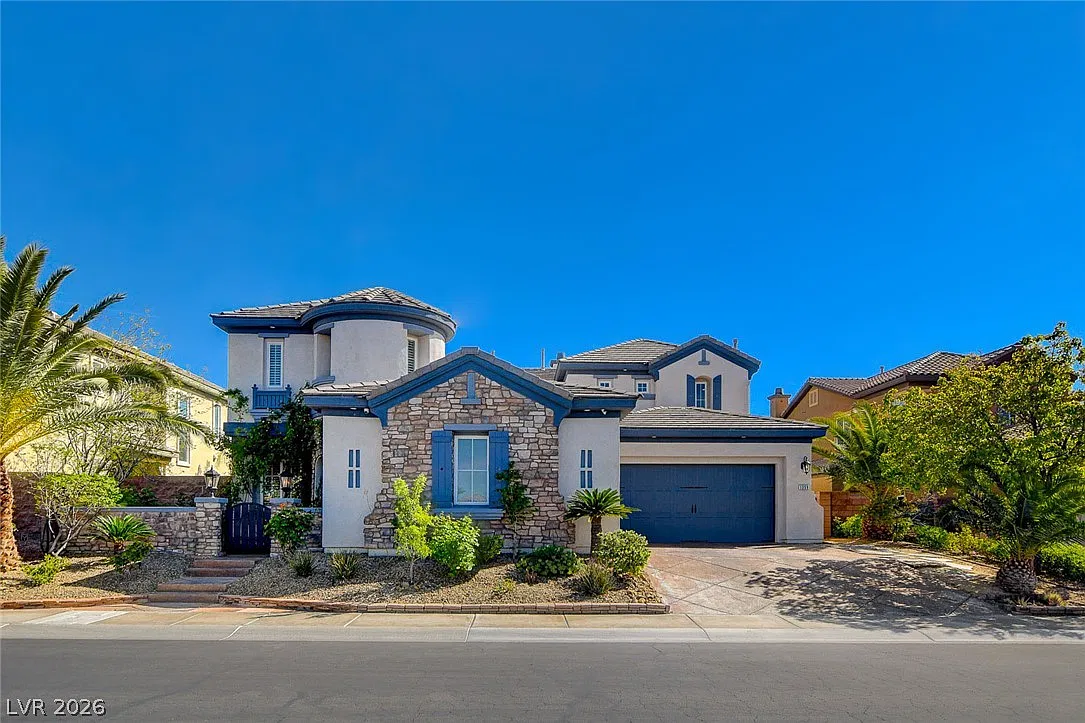 5 bed, 5.5 bath, 5037 sqft, $11,040 — Photo 3