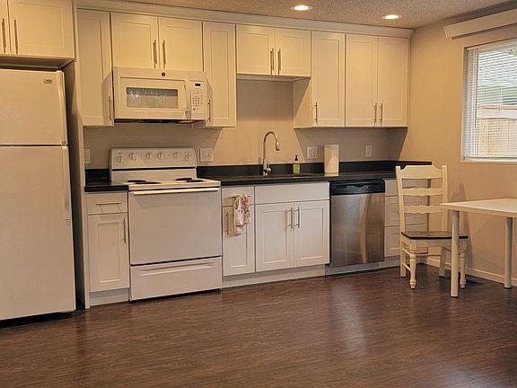 3rd image of 4204 S 340th Pl #B