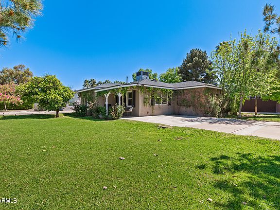 3rd image of 1301 E HIGHLAND Avenue