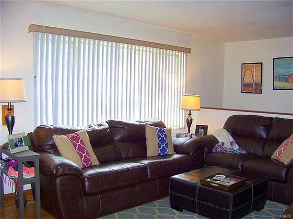 3rd image of 10933 Vargas Dr