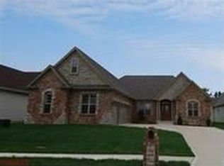 629 Dunmore Place Dr, Cottleville, MO 63304