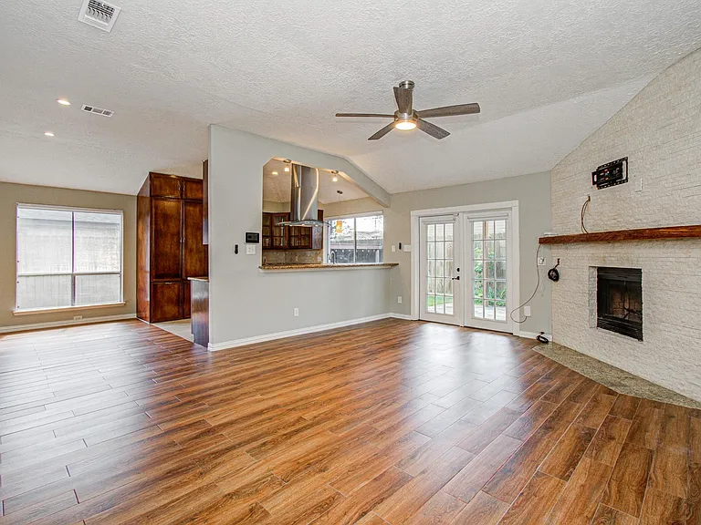 10546 Rippling Fields Dr — Photo 12