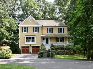37 Point O Woods Rd S, Darien, CT 06820