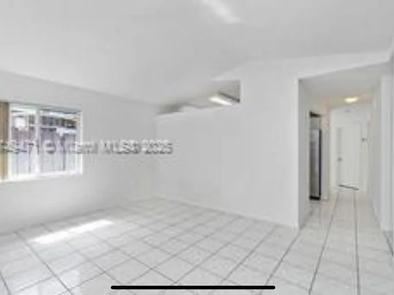 7582 W 34th Ct — Photo 4